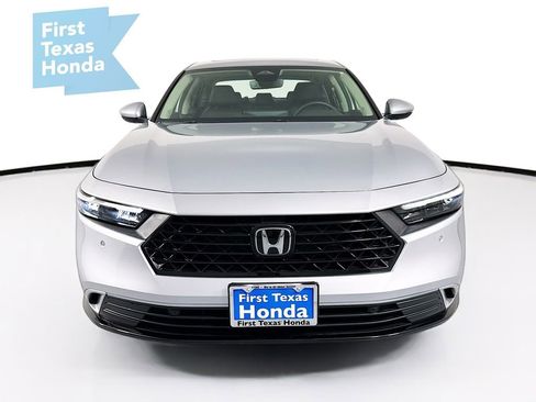 Used 2025 Honda Accord EX-L image 2