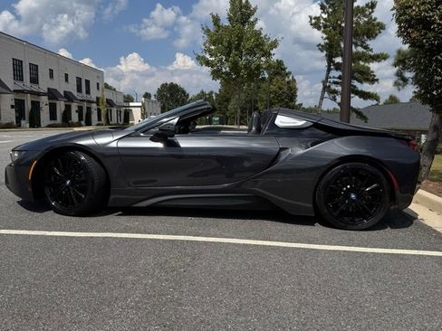 Used 2019 BMW i8 Roadster image 19