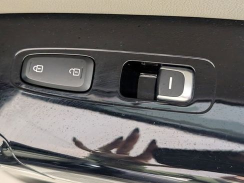 Used 2022 Kia Sportage Nightfall Edition w/ Nightfall Fwd Premium Package image 34