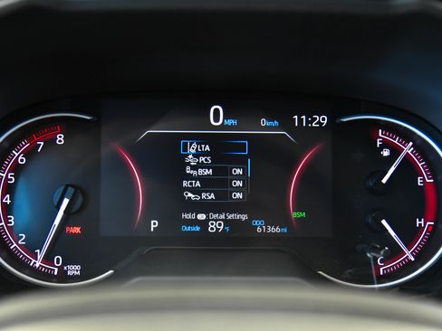 Used 2024 Toyota RAV4 XLE FWD image 31