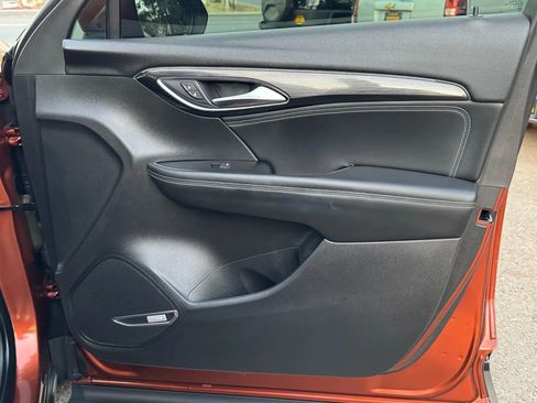 Used 2022 Buick Envision Essence w/ Technology Package I image 33