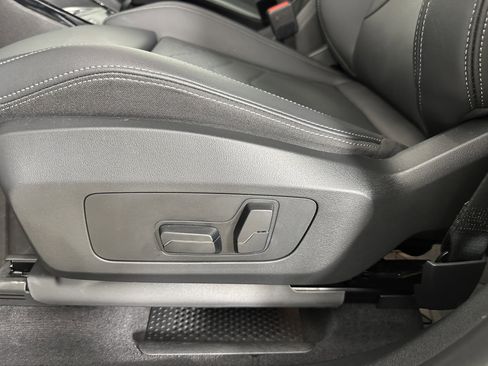 Certified 2025 BMW X1 xDrive28i w/ Technology Package image 24