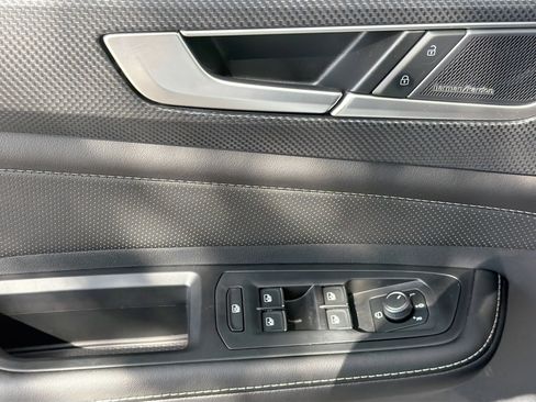 New 2026 Volkswagen Atlas Cross Sport SEL Premium R-Line image 23