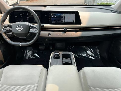 Certified 2024 Nissan Ariya AWD image 12