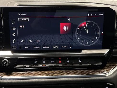 Used 2024 GMC Sierra 1500 Elevation image 17