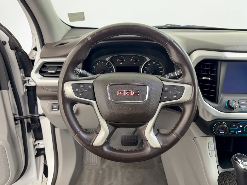 Used 2017 GMC Acadia SLT FWD image 10