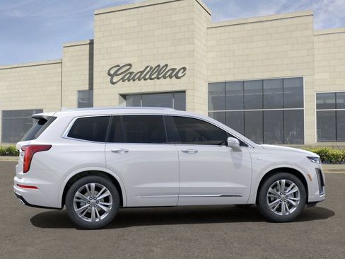 New 2025 Cadillac XT6 Premium Luxury w/ LPO, Floor Liner Package image 5