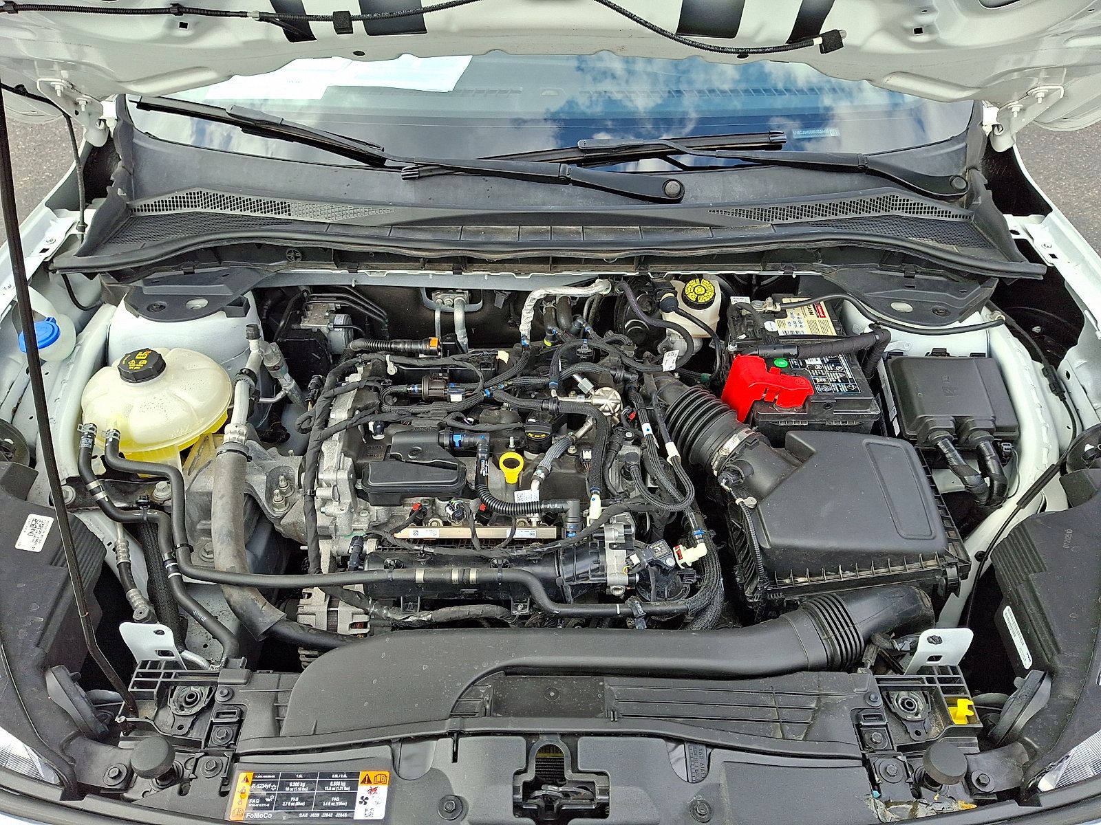 Certified 2021 Ford Escape SEL FWD image 28