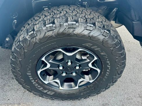 Used 2022 Jeep Wrangler Unlimited Rubicon 4xe w/ Cold Weather Group image 18