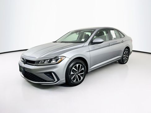 Used 2025 Volkswagen Jetta S FWD image 3