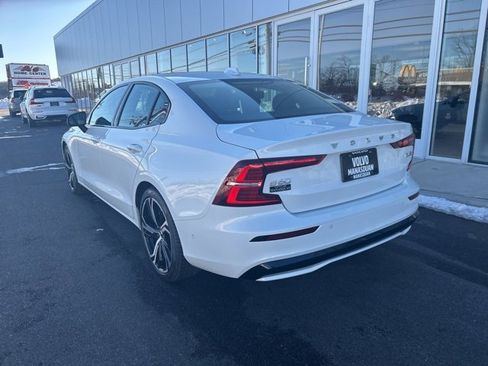 Certified 2024 Volvo S60 B5 Plus w/ Climate Package image 3