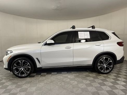 Used 2023 BMW X5 xDrive40i w/ Premium Package AWD/4WD image 3