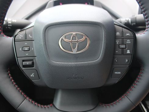 Used 2026 Toyota Prius Plug-In Hybrid w/ Limited Premium Package FWD image 7