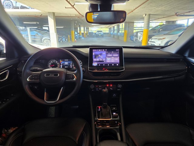 Used 2023 Jeep Compass Latitude AWD/4WD image 15