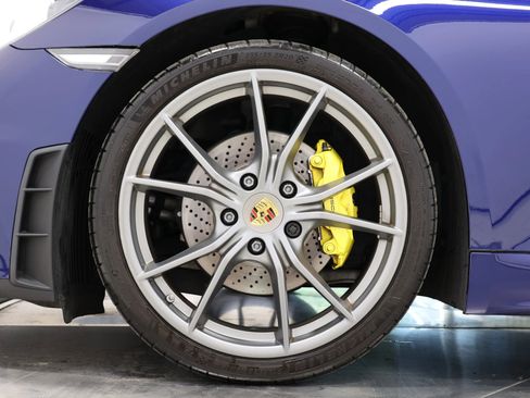 Used 2021 Porsche 718 Cayman RWD image 71