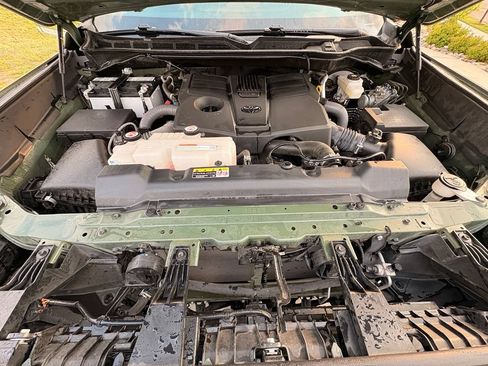 Used 2022 Toyota Tundra SR5 AWD/4WD image 35