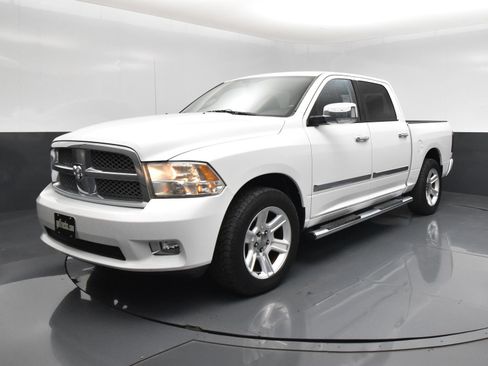 Used 2012 RAM 1500 Limited RWD image 2