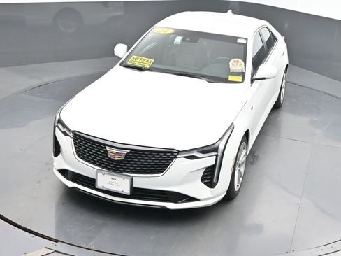 Used 2024 Cadillac CT4 Luxury image 35