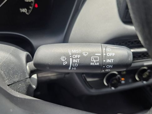 Certified 2023 Honda HR-V LX image 25