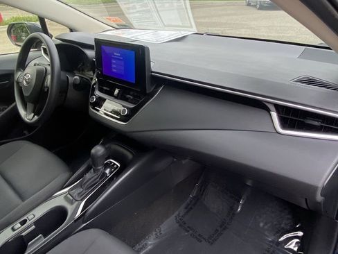 Certified 2025 Toyota Corolla LE w/ Convenience Package FWD image 20