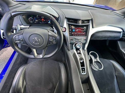 Used 2017 Acura NSX AWD/4WD image 12