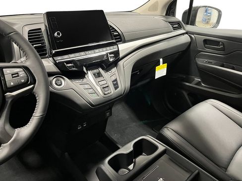 New 2026 Honda Odyssey EX-L image 17