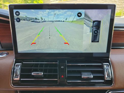 Used 2023 Lincoln Navigator Reserve image 14