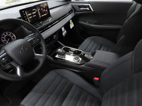 New 2026 Mitsubishi Outlander SE AWD/4WD image 21
