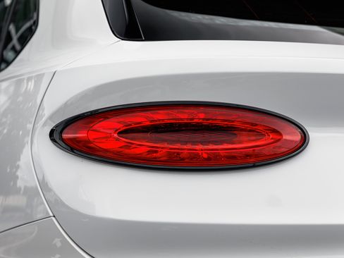 New 2025 Bentley Bentayga image 16