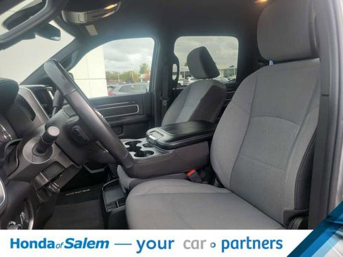 Used 2024 RAM 2500 Big Horn image 11