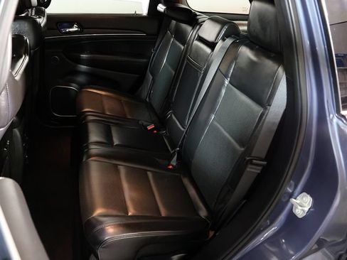Used 2020 Jeep Grand Cherokee High Altitude AWD/4WD image 13