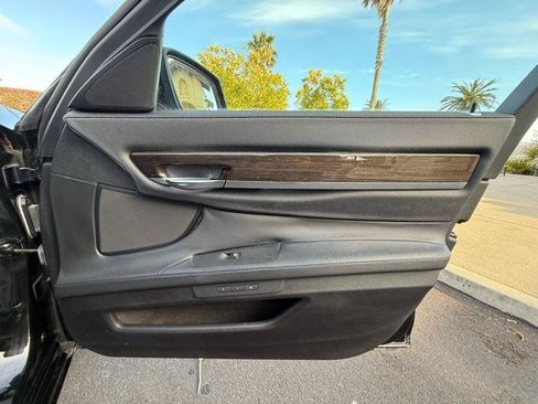 Used 2009 BMW 750i RWD image 56