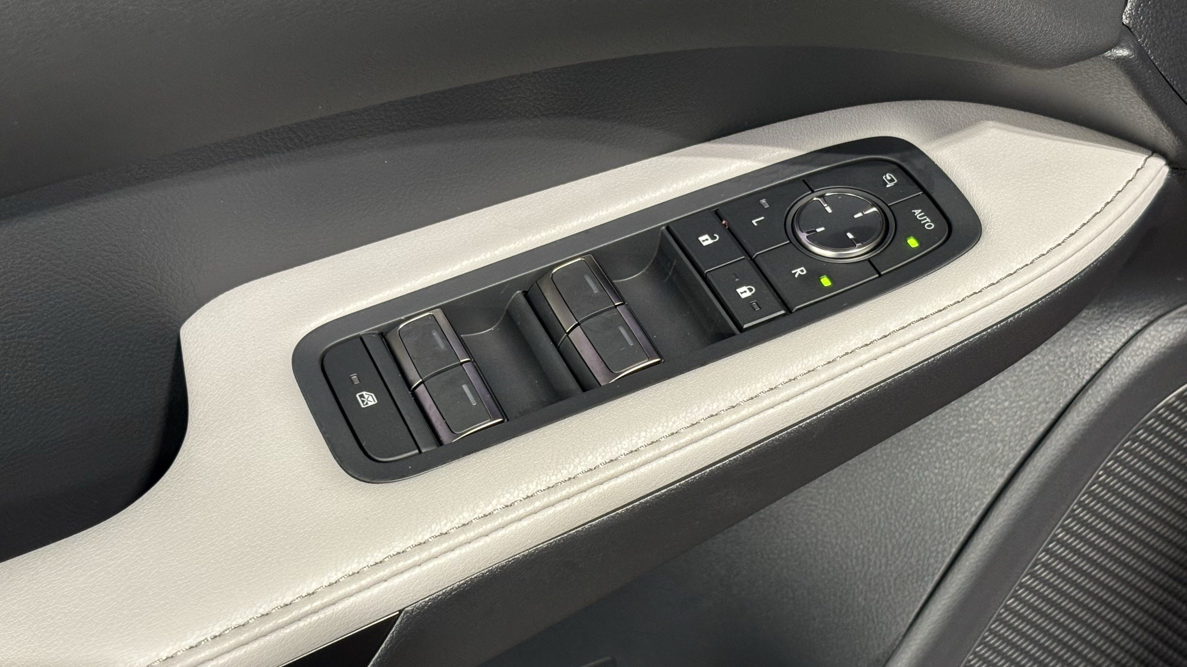 New 2026 Lexus RX 350 FWD image 16