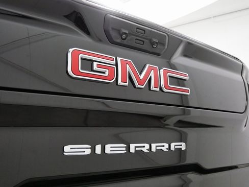 Used 2022 GMC Sierra 3500 SLE w/ SLE Convenience Package image 10