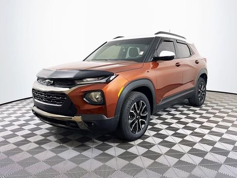 Used 2021 Chevrolet TrailBlazer ACTIV w/ Technology Package image 47