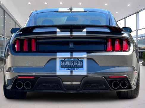 Used 2020 Ford Mustang Shelby GT350 w/ Technology Package RWD image 5