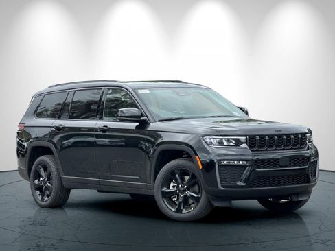 New 2026 Jeep Grand Cherokee L Limited AWD/4WD image 2