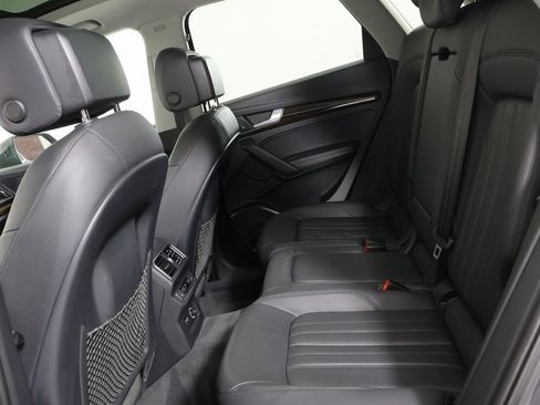 Used 2019 Audi Q5 2.0T Premium Plus w/ Premium Plus Package image 23