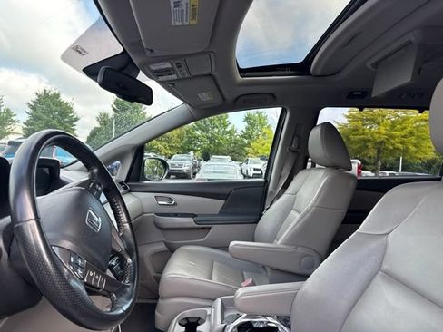 Used 2014 Honda Odyssey EX-L image 9