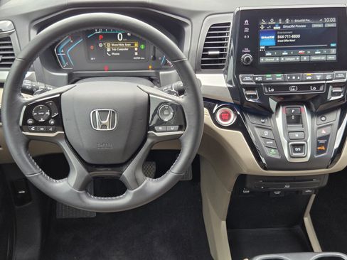 Certified 2023 Honda Odyssey Touring image 28
