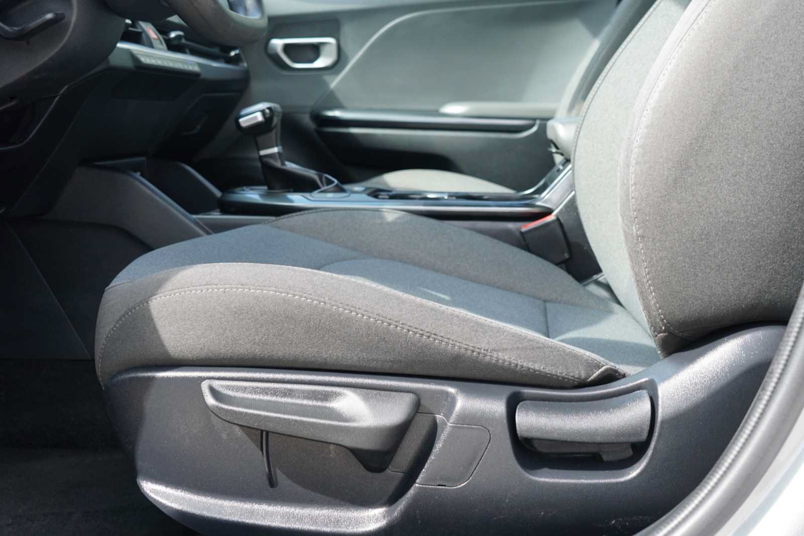 Used 2025 Kia K4 FWD image 17