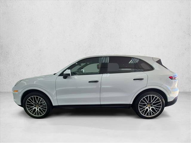 Used 2022 Porsche Cayenne Platinum Edition AWD/4WD image 9