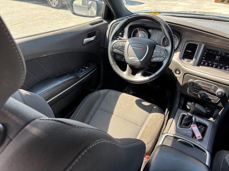 Used 2022 Dodge Charger SXT RWD image 13