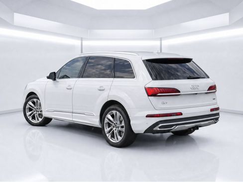 Certified 2023 Audi Q7 3.0T Prestige w/ Prestige Package AWD/4WD image 3
