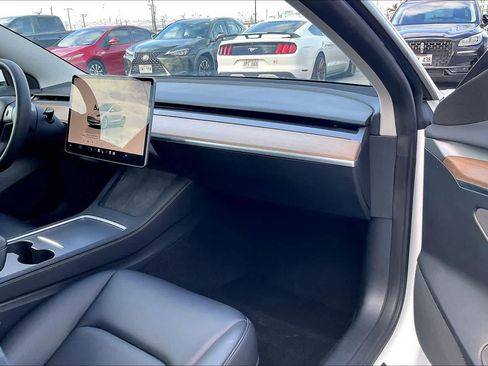 Used 2023 Tesla Model 3 Standard Range RWD image 23