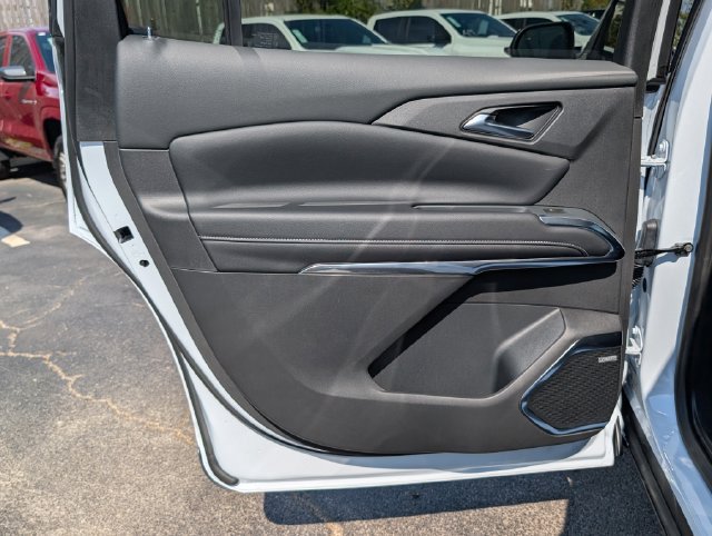 New 2027 Chevrolet Traverse LT w/ Enhanced Driving Package FWD image 9