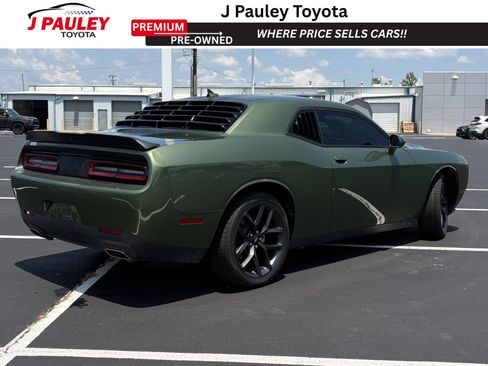 Used 2023 Dodge Challenger SXT w/ Blacktop Package RWD image 3