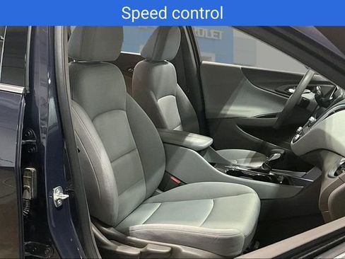 Used 2025 Chevrolet Malibu LT image 27