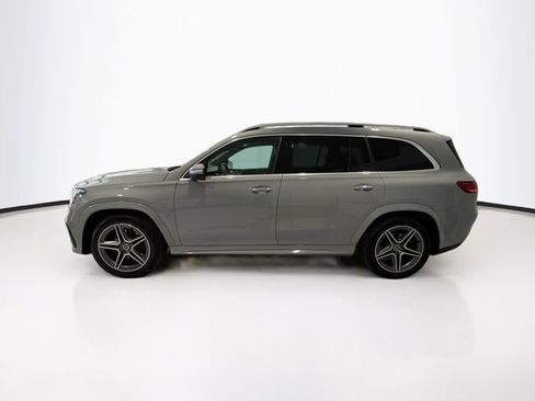 Used 2024 Mercedes-Benz GLS 450 4MATIC image 4