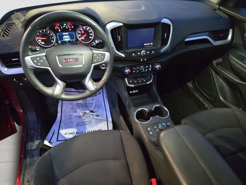 Used 2023 GMC Terrain SLE w/ Driver Convenience Package image 17